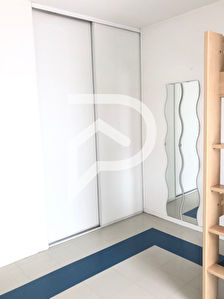 DIJON : PEJOCES  :  Type 1 à proximité des Facs