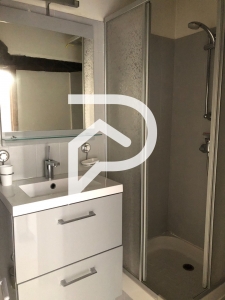 DIJON HYPER CENTRE : T1 meublé et équipé en duplex