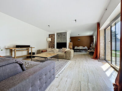 MAISON ASNIERES LES DIJON  216M2