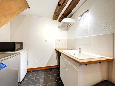 PERRIGNY LES DIJON - T2 meublé en triplex avec cave