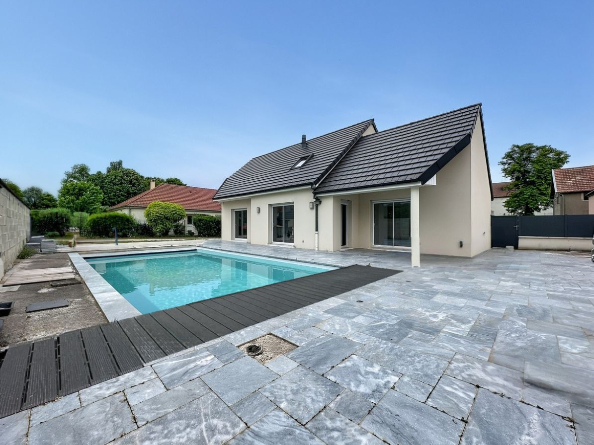 Photo du bien : Maison 6 pièces 160 m2