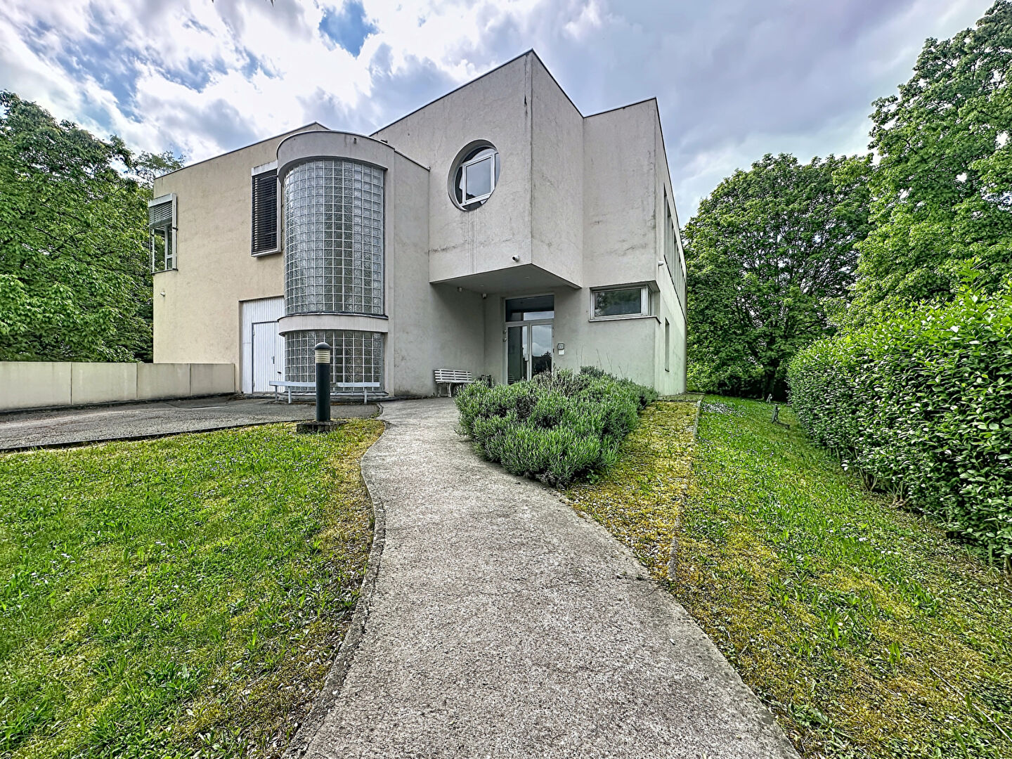 Photo du bien : Immeuble 26 pièces 845.5 m2