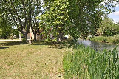 AIGUES MORTES MONTCALM - GITE DE 135M² - 3 CHAMBRES - LOCATION ANNUELLE MEUBLEE