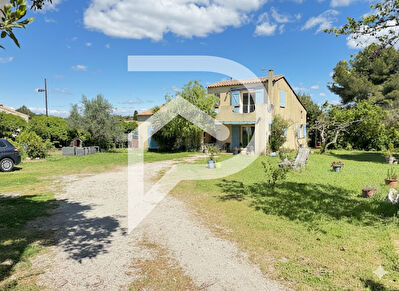 Gallargues Le Montueux - 4 CHAMBRES -TERRAIN 1000m² - GARAGE