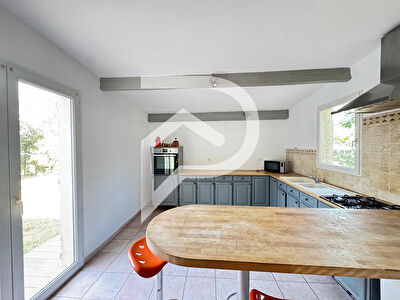 AUBAIS - Maison PLAIN-PIED - 4 CHAMBRES - TERRAIN 800m²-  GARAGE