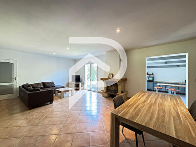 AUBAIS - Maison PLAIN-PIED - 4 CHAMBRES - TERRAIN 800m²-  GARAGE