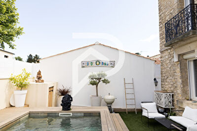 VALERGUES - Maison - 3  CHAMBRES  - PISCINE - GARAGE