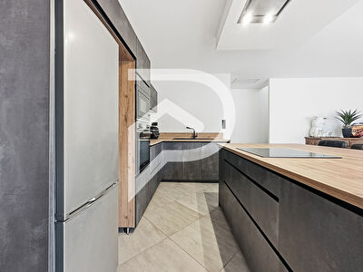 VERGÈZE - VILLA CONTEMPORAINE NEUVE - 3 chambres - Suite parentale RDC -  Garage - Calme absolu - DPE A