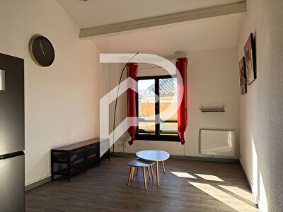 Aigues-Mortes - Duplex rénové de 45 m² - Au coeur des remparts