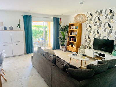 AIGUES MORTES - LOCATION ANNUELLE VIDE -  MAISON - 3 chambres jardin piscine -