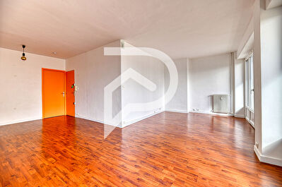 Appartement Nîmes 5 pièces 90 m²