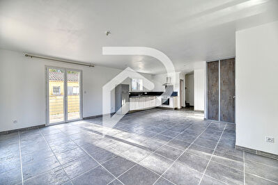 Maison Vers Pont Du Gard 3 pièce(s) 76 m2