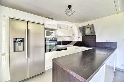 Appartement Nimes 3 pièce(s) 66 m2