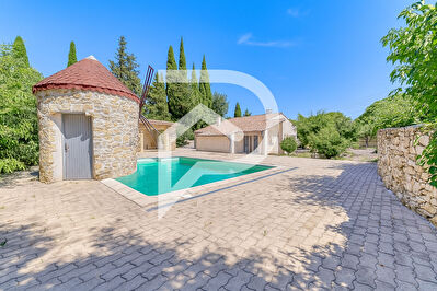 Maison Nîmes 8 pièces 175 m²