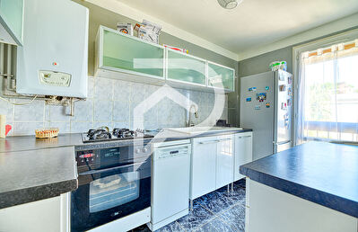 Appartement Nimes 4 pièces 80 m²