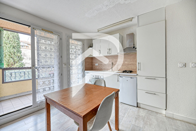 Appartement Nimes 2 pièces 40 m²