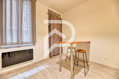 Appartement Nimes 1 pièce(s) 22 m2