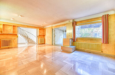 Maison Nimes 5 pièce(s) 133 m2