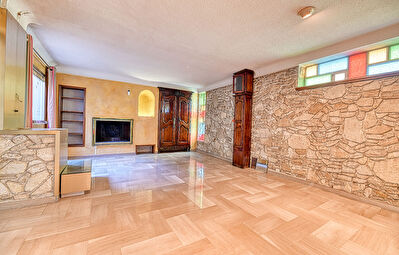 Maison Nimes 5 pièce(s) 133 m2