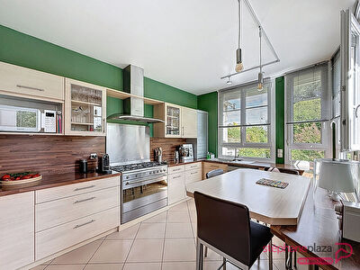 Maison 8 pièce(s) 200 m2