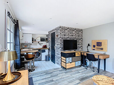 TOURS VELPEAU Appartement T1 avec parking et terrasse