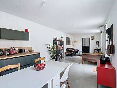 Tours / Velpeau maison rénovée 4 chambres avec parking