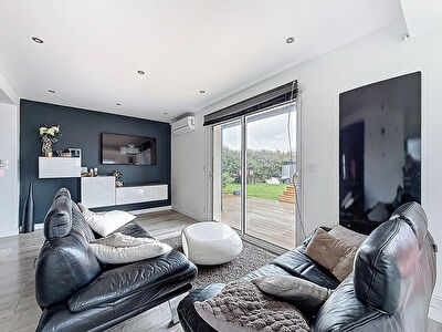 maison récente 4 chambres avec jardin à deux pas des écoles