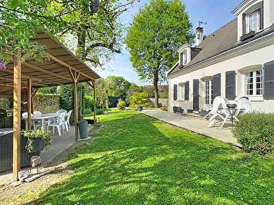 Maison Joue Les Tours 6 pièce(s) 120 m2