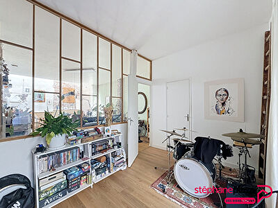 Tours Centre / Quartier Bretonneau Type 3 de 72 m² avec cour