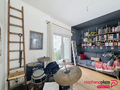 Tours Centre / Quartier Bretonneau Type 3 de 72 m² avec cour
