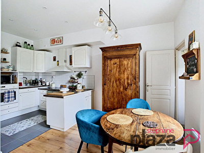 Tours / Velpeau, proche gare Appartement T3 de 70 m² avec cour
