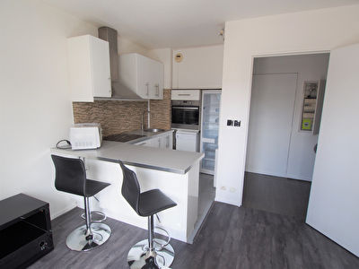 Appartement Issy Les Moulineaux 2 pièce(s) 32.34 m2 ISSY LES MOULINEAUX photo 3