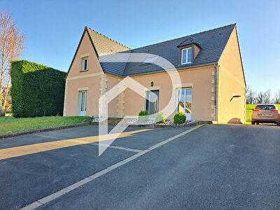 Maison 6 pièce(s) 155 m² 15 min au Nord de Beauvais