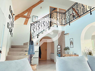 Maison 6 pièce(s) 155 m² 15 min au Nord de Beauvais