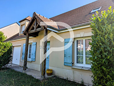 Maison Meru 7 pièce(s) 150 m2