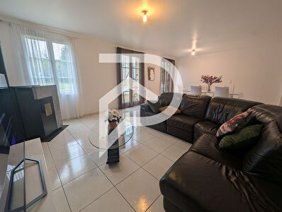 Maison Meru 7 pièce(s) 150 m2