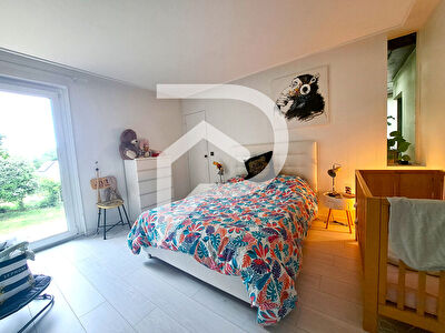 Maison Meru 9 pièce(s) 180 m2