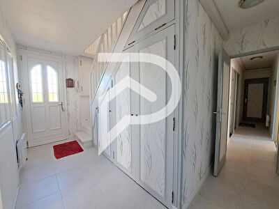 Maison Bonlier proche 8 pièce(s) 138 m2