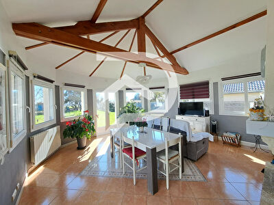 Maison Bonlier proche 8 pièce(s) 138 m2