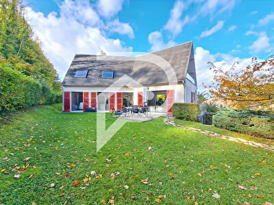 Maison Savignies 7 pièce(s) 158 m2