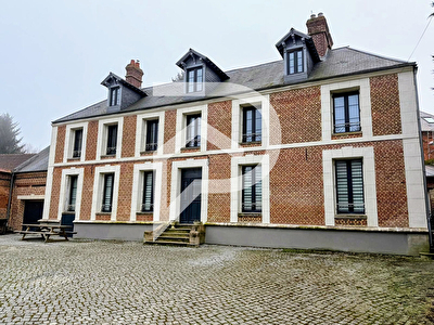 Maison Beauvais 10 pièce(s) 307 m2
