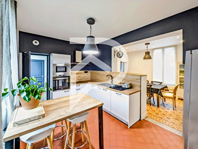Maison Beauvais 10 pièce(s) 307 m2