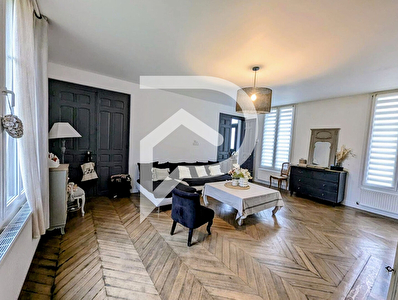 Maison Beauvais 10 pièce(s) 307 m2