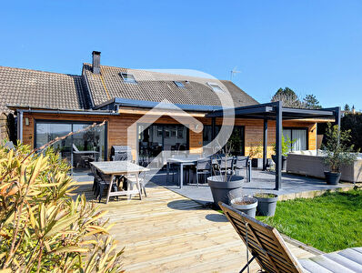 Maison Amblainville 8 pièce(s) -155 m2