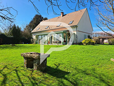 Maison Ons En Bray 8 pièce(s) 199 m2