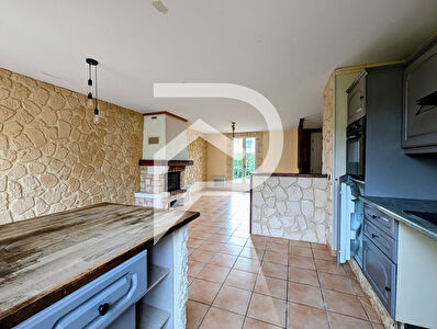 Maison Saint Crepin Ibouvillers 6 pièce(s) 116 m2