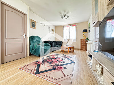 Maison Noyers Saint Martin 4 pièce(s) 97 m2