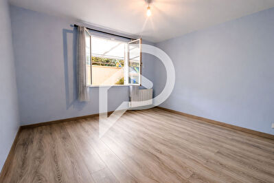 Maison Bornel 7 pièce(s) 109 m2