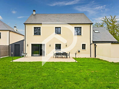 Maison de 2020 aux portes de Beauvais - 10 pièce(s) 225 m2