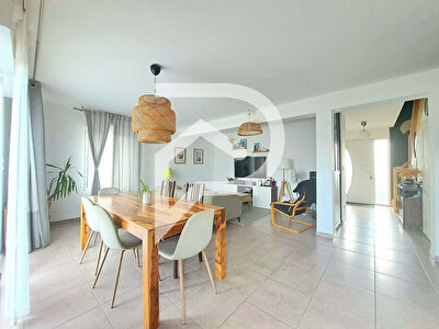 Maison Savignies 6 pièce(s) 114 m2